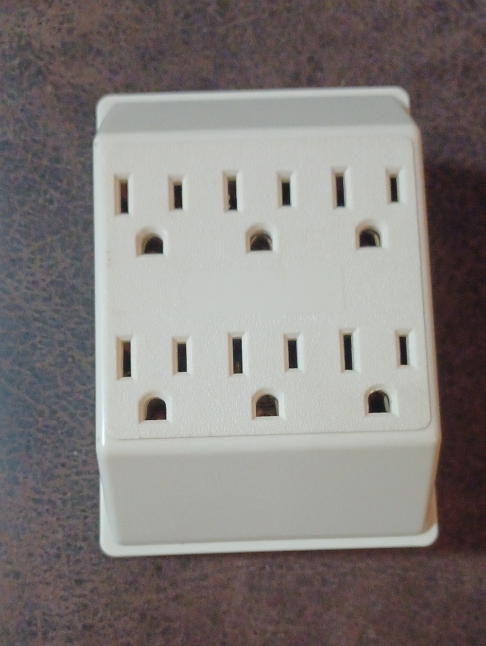 $4 Add-on Off-White 6-Outlet Cube Plug Adapter